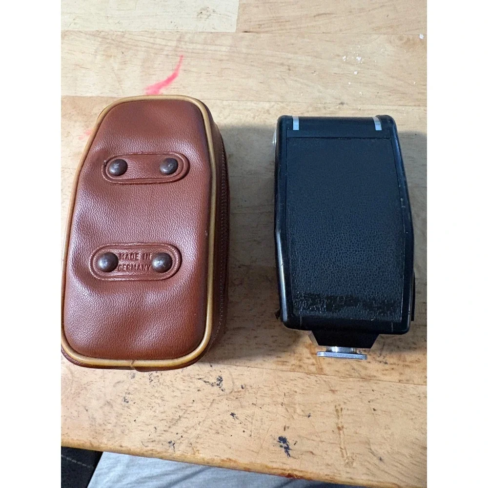 Vintage Agfalux Flash Unit Agfa Camera Werk AG Munchen Germany with Brown Case